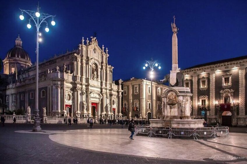 Tour Catania and the Cyclops Riviera