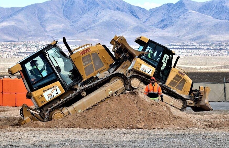 Picture 8 for Activity Las Vegas: Dig This - Heavy Equipment Playground