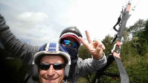 Paragliding i Andesfjellene fra Medellín