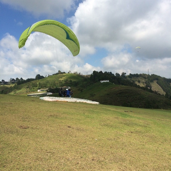 Picture 4 for Activity Paragliding the Andes from Medellín
