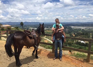 Bogota: Horseback Wilderness Ride