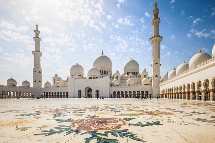 Private Guided Sheikh Zayed Grand Mosque Tour From Dubai