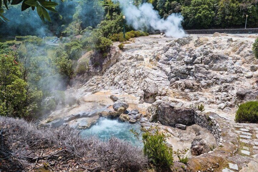 Private Beat the Crowds at Furnas (hot sprigs and lunch included)