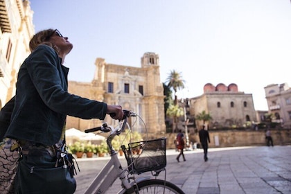 Bike Tour in City centre Palermo