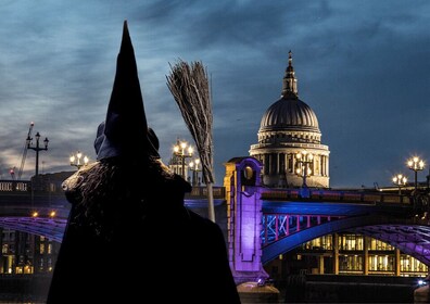 Londres : Les sorcières et l'histoire Bankside Walking Tour