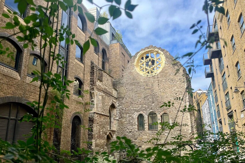 Picture 10 for Activity London: Witches and History Bankside Walking Tour