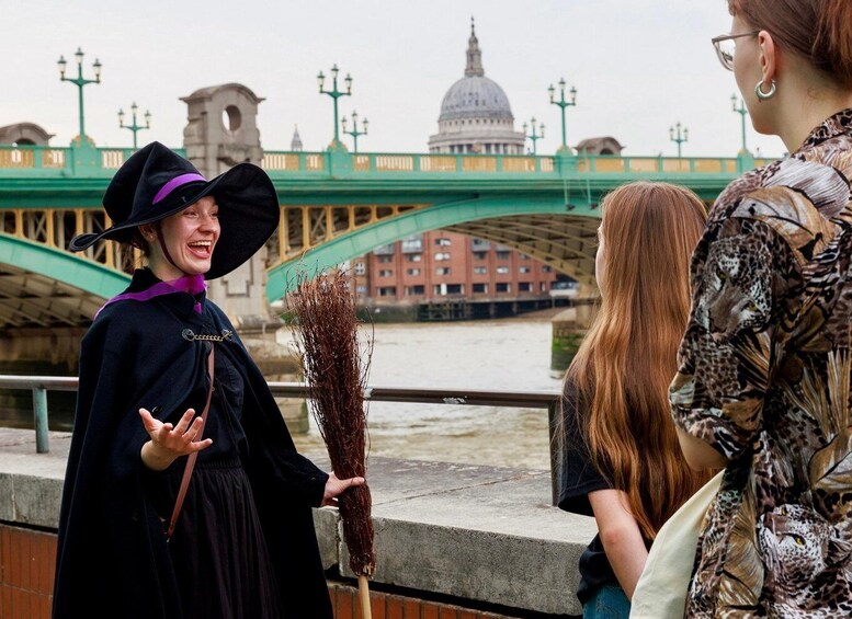 Picture 6 for Activity London: Witches and History Bankside Walking Tour