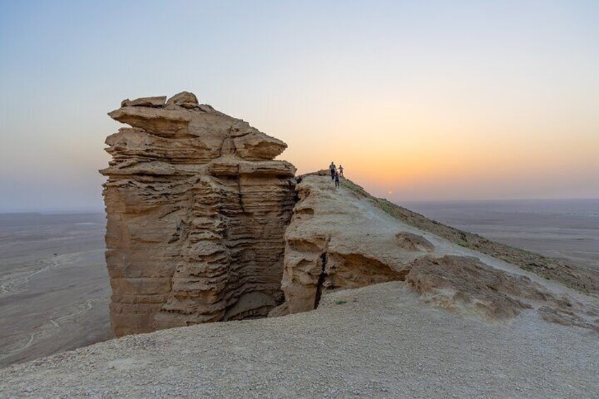 Private Tour Moon Valley Hike from Jeddah