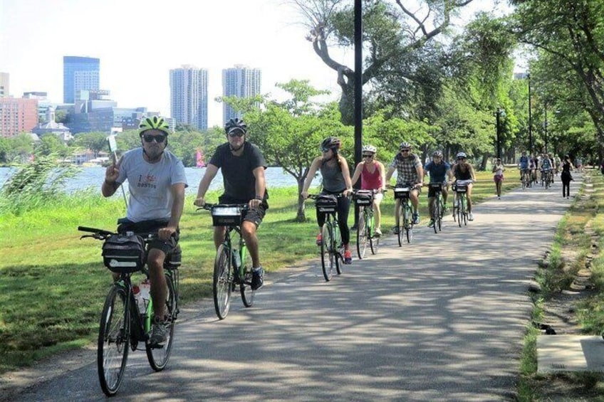 Family Friendly Guided Bike Tour of Boston