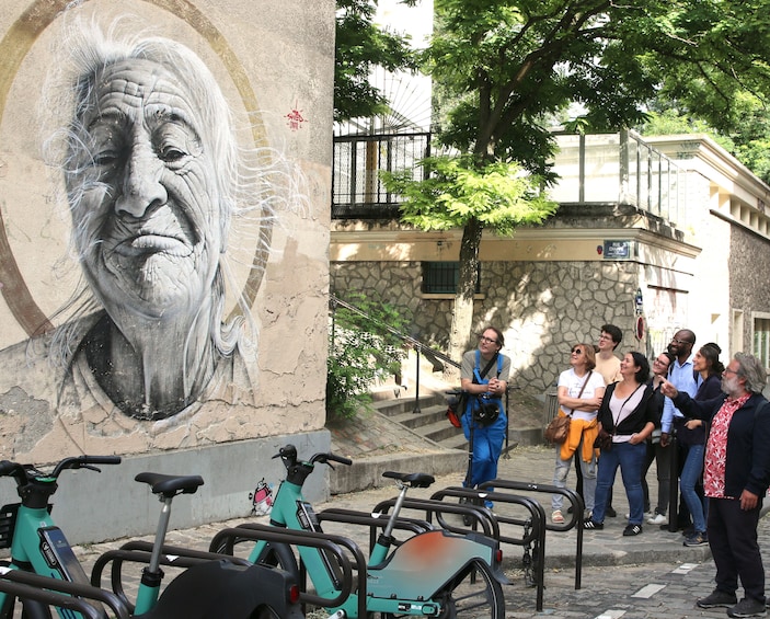 Paris: Discover Parisian Street Art with a Local Street Artist Guide