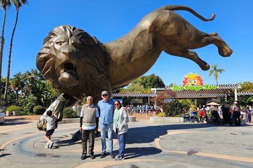 Entrance to the world famous San Diego Zoo!