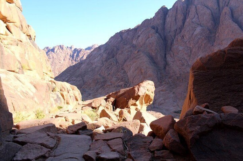 Private Tour In Abha Wadi Lajab Heaven In The Desert from Abha