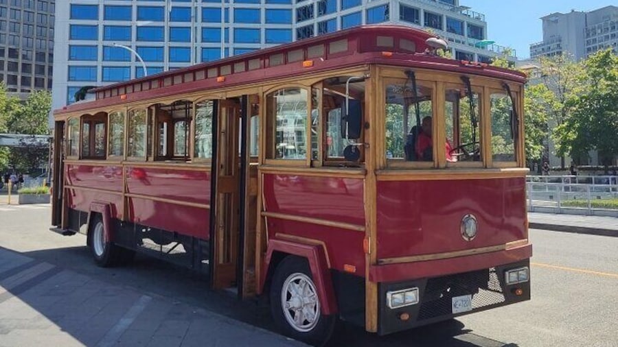 Vancouver Hop On Hop Off Trolley Tour