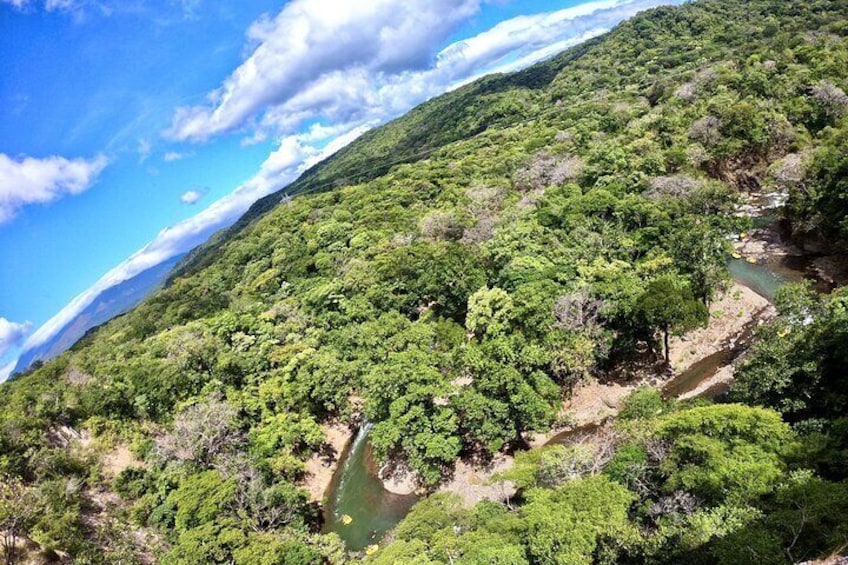 White Water Rafting: Class III and IV on The Tenorio River