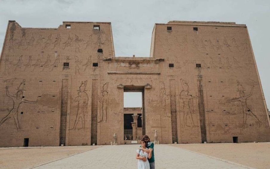 Safaga Port: Luxor West Bank & Karnak Private Day Tour