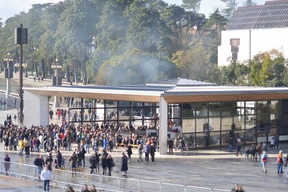 Visita privada de medio día al Santuario de Fátima