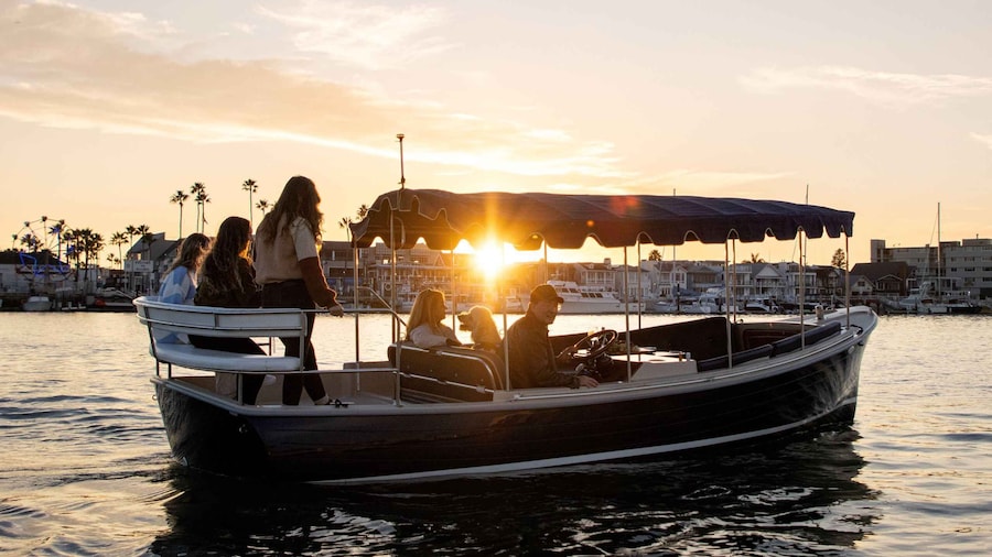 Newport Beach: Electric Boat Rental
