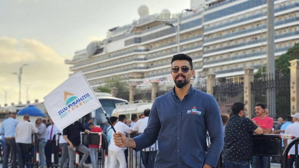 From Alexandria Port: Tour To Pyramids, Citadel & Bazaar