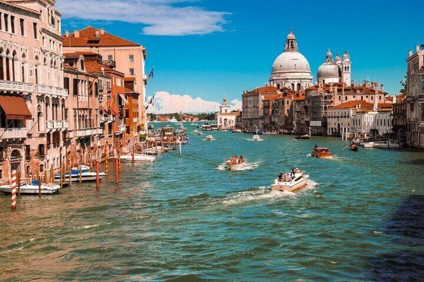 Private Guided Full Day Tour and Explore Venice from Florence