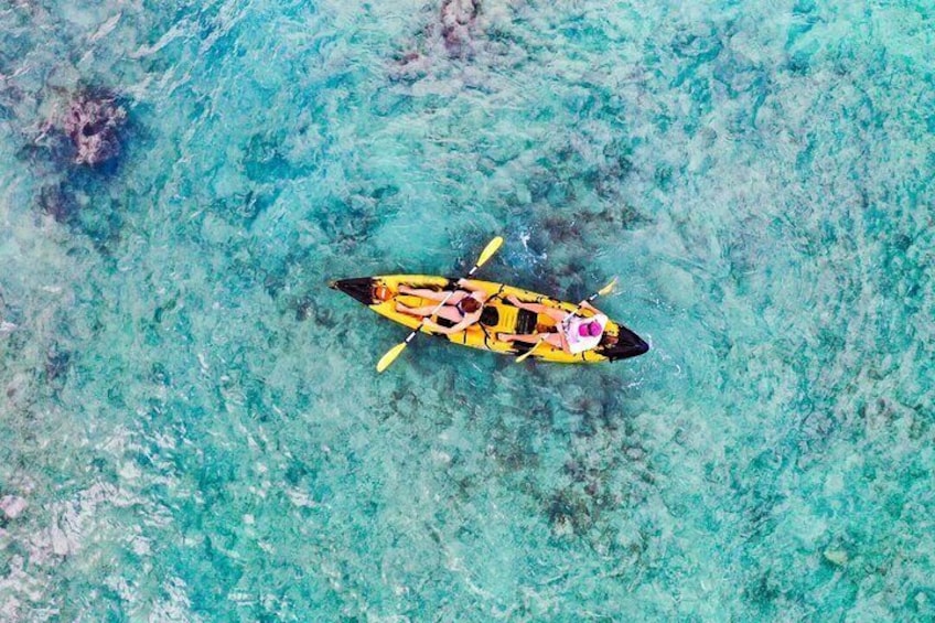 Self-Guided Kayaking Tour in Kailua Bay and Popoia Island 