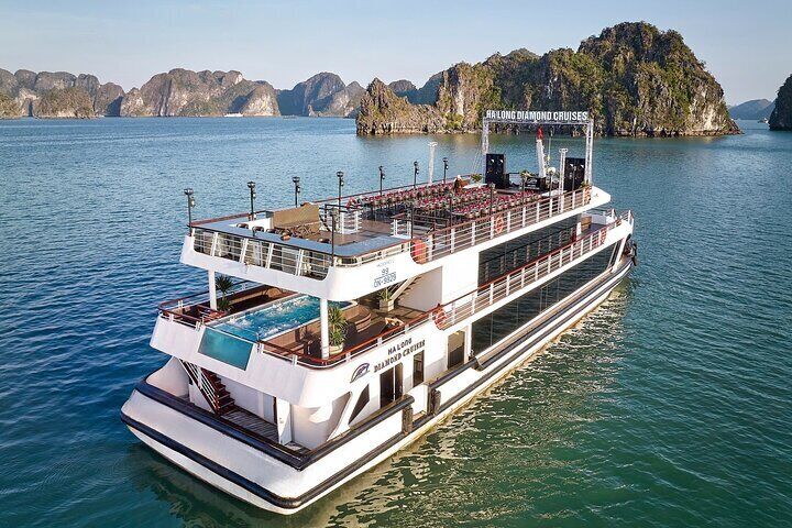 Halong Bay Day Tour By Diamond 5-Star Cruise, Buffet, Caves, Pool