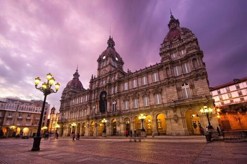 Private Walking Tour around Coruña with Beer or Wine