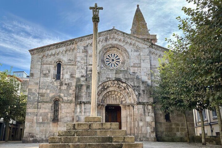 Private Walking Tour around Coruña with Beer or Wine