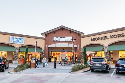 Private Shopping Tour from Dallas Hotels to Allen Premium Outlets