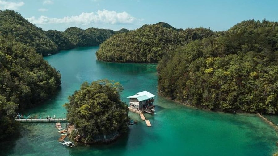 Affordable Sugba Lagoon Tour + Magpupungko Tidal Pool