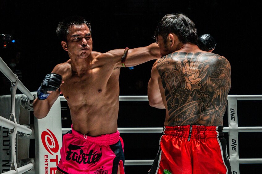 One Lumpinee Muay Thai ONE Championship Friday Night