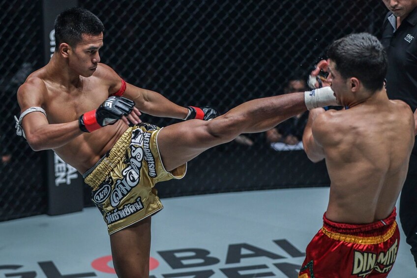 One Lumpinee Muay Thai ONE Championship Friday Night