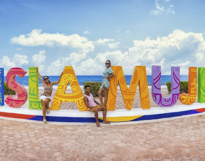 CATAMARAN Trip Cancun - Isla Mujeres