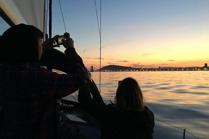 Sunset Sailboat Tour along the Coast with Open Bar