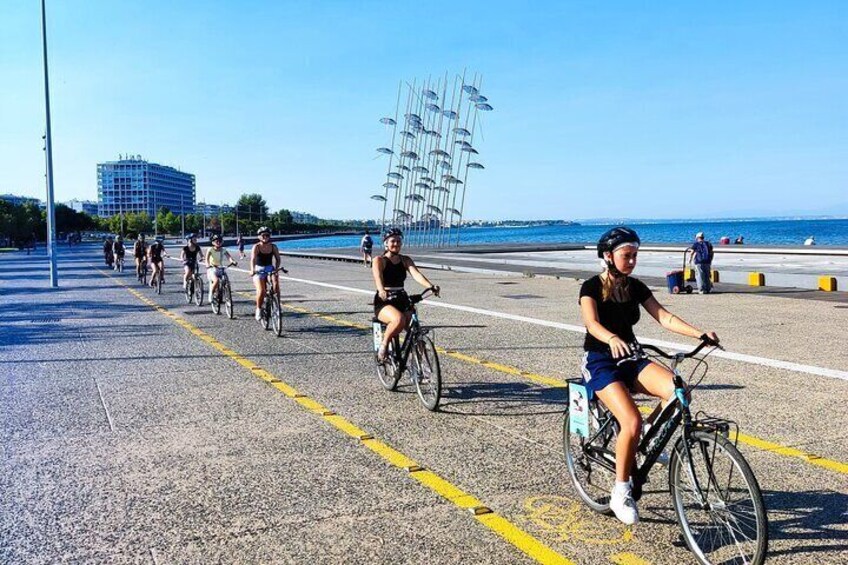 Scenic e-Bike Tour in Thessaloniki