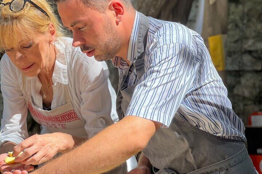 4 Hour Pasta Making Class on the Florentine Hills