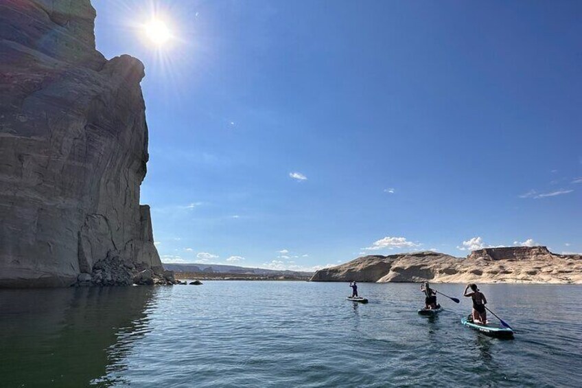 Friendly beginner Kayaking /Paddleboard at Lone Rock Beach 