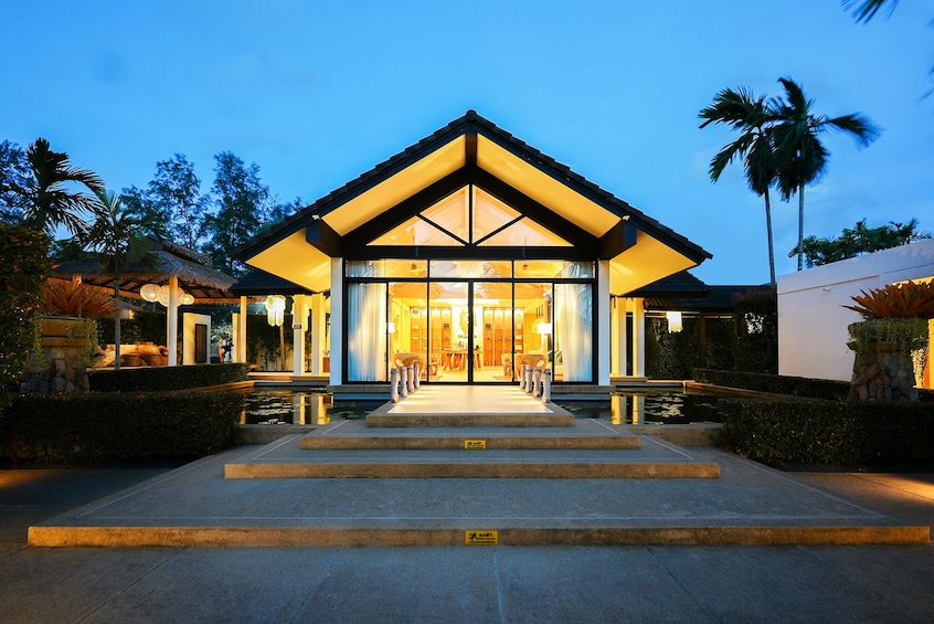Oasis Tropical Retreat Spa in Phuket