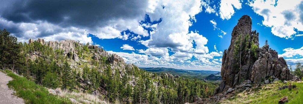 Picture 10 for Activity Rapid City: Mt Rushmore Custer State Park & Crazy Horse