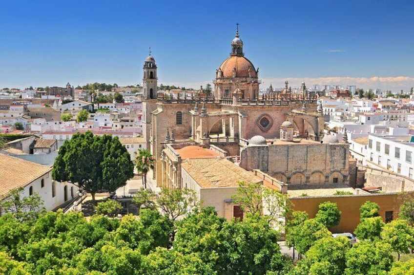 Cadiz - Self guided walking tour with audio guide on smartphone