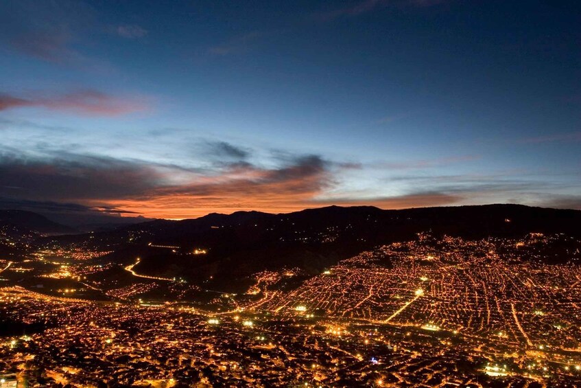 Picture 8 for Activity Medellín: Nightlife Tour