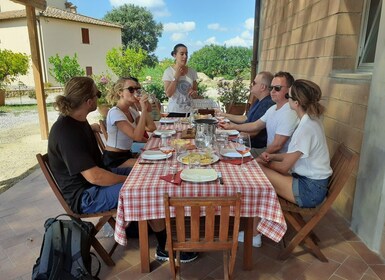 Chianti : 4 Vins + 1 Dégustation guidée par l’huile et visite