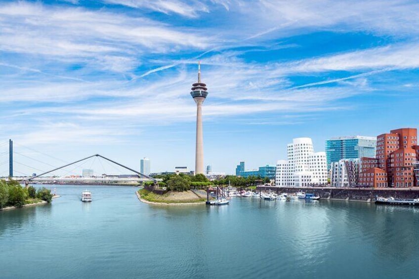 Dusseldorf: Self-Guided City Walking Tour with Audio Guide