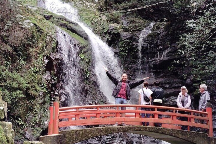 Mt. Inunaki Trekking and Goma Prayer Experience in Osaka 