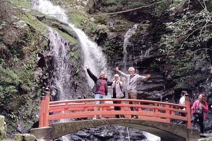 Mt. Inunaki Trekking and Goma Prayer Experience in Osaka