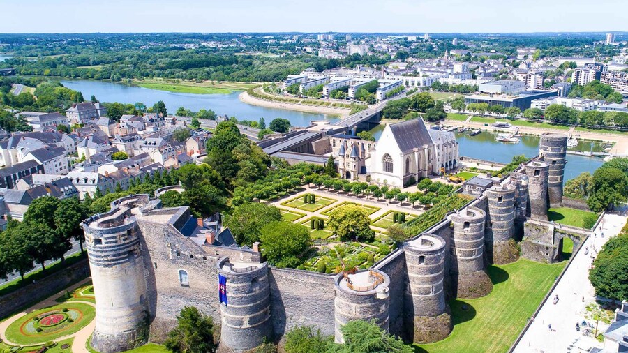 Angers: Château d'Angers Entrance Ticket