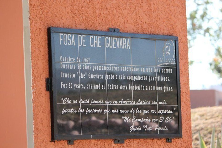 Tomb of Che Guevara,
He was buried here for 30 years. Until 1997, his remains were extracted and repatriated to Cuba.