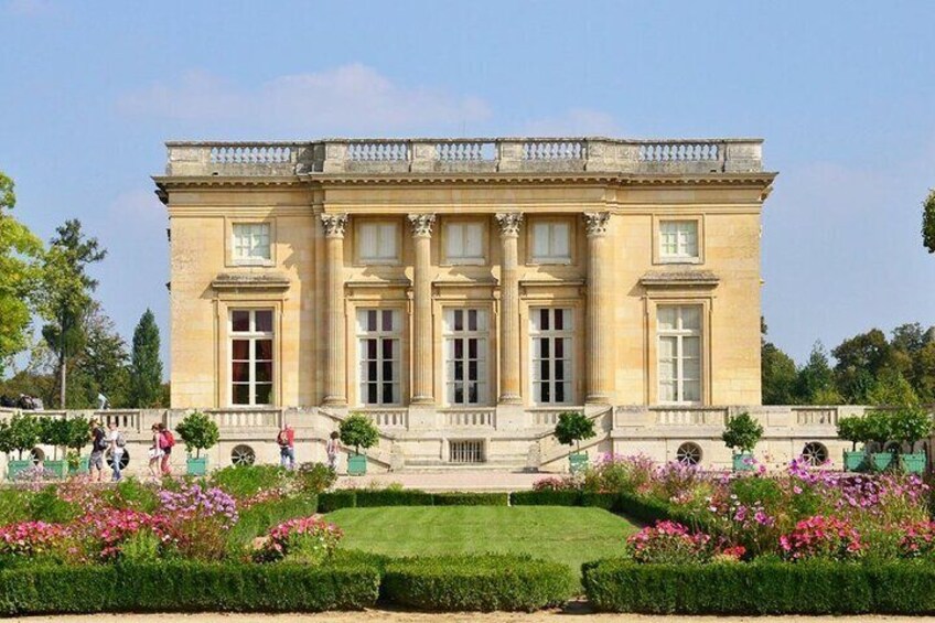 Versailles half day Private tour: Trianons & Gardens included