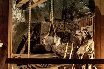 Wieliczka Salt Mine Guided Tour + Ticket & Transfer from Krakow