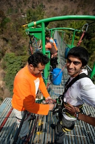 Kokopäivän bungee-hyppyseikkailu Kathmandussa