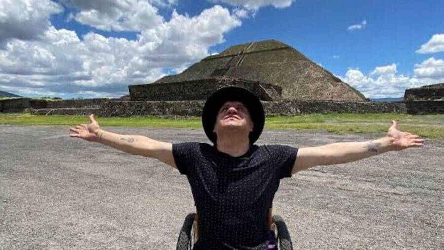Friend in a wheelchair enjoying Teotihuacán